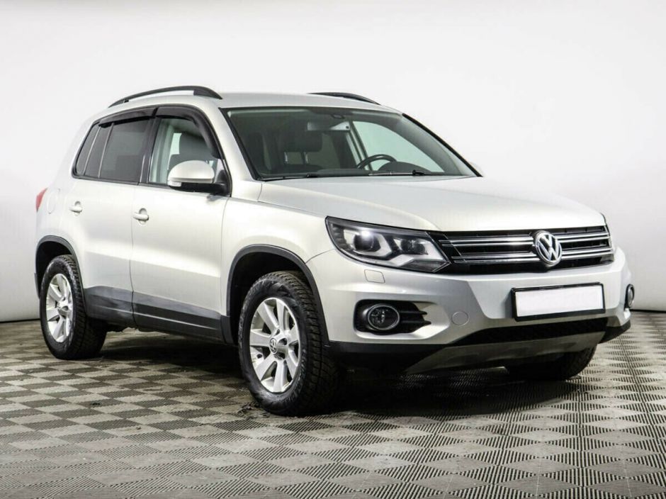 Volkswagen Tiguan 2.0 АКПП, 2013, 129 000 км фото 3