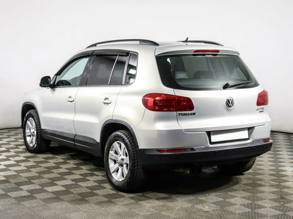 Volkswagen Tiguan 2.0 АКПП, 2012, 143 000 км фото 4