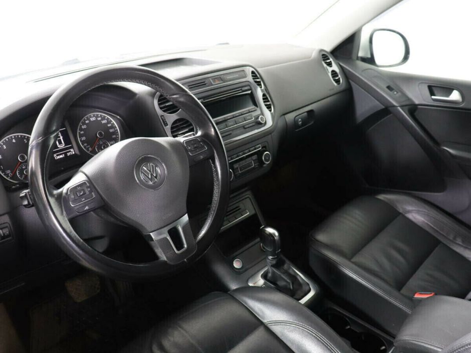 Volkswagen Tiguan 2.0 АКПП, 2012, 143 000 км фото 5