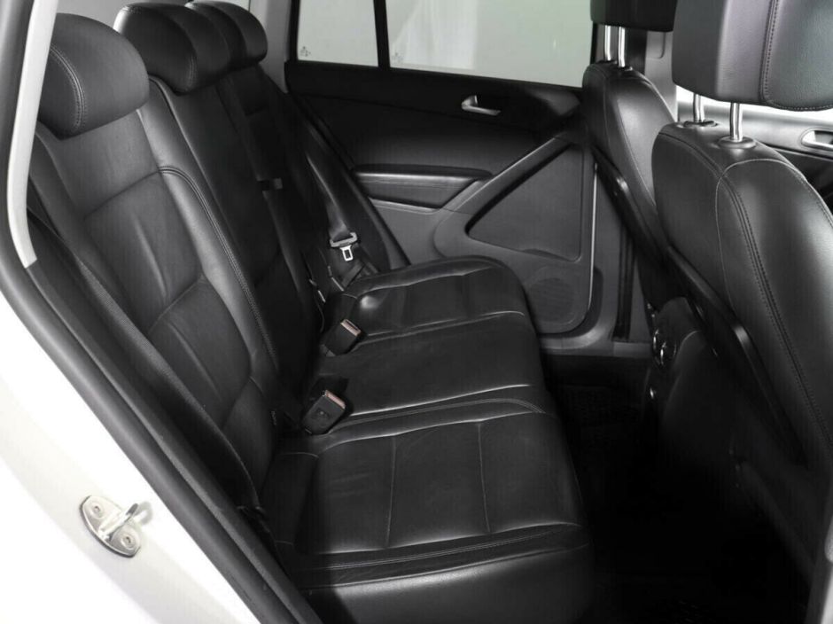 Volkswagen Tiguan 2.0 АКПП, 2012, 143 000 км фото 9
