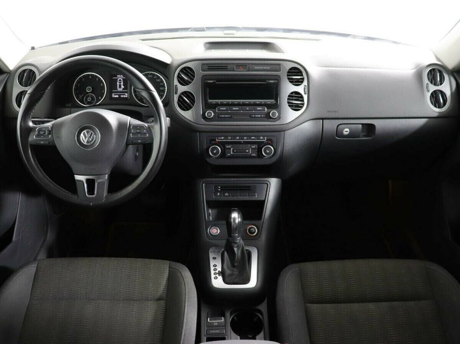 Volkswagen Tiguan 2.0 АКПП, 2012, 142 000 км фото 7