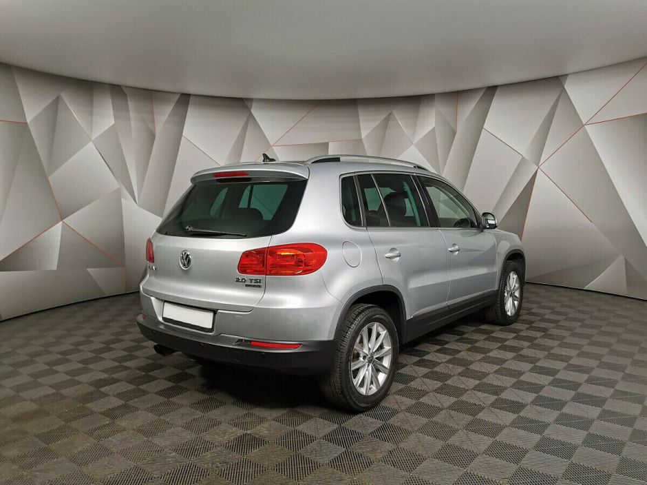 Volkswagen Tiguan 2.0 АКПП, 2012, 141 000 км фото 2