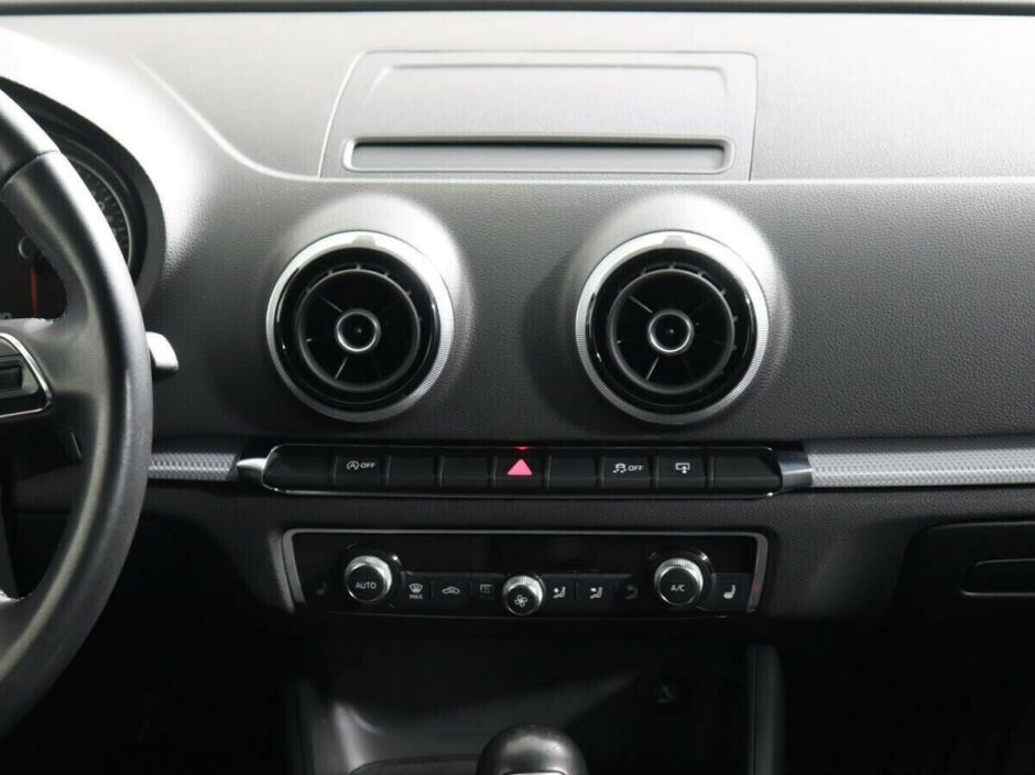 Audi A3 1.4 РКПП, 2013, 121 000 км фото 8