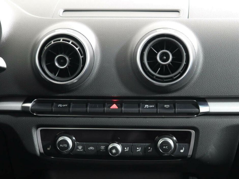 Audi A3 1.4 РКПП, 2012, 135 000 км фото 7