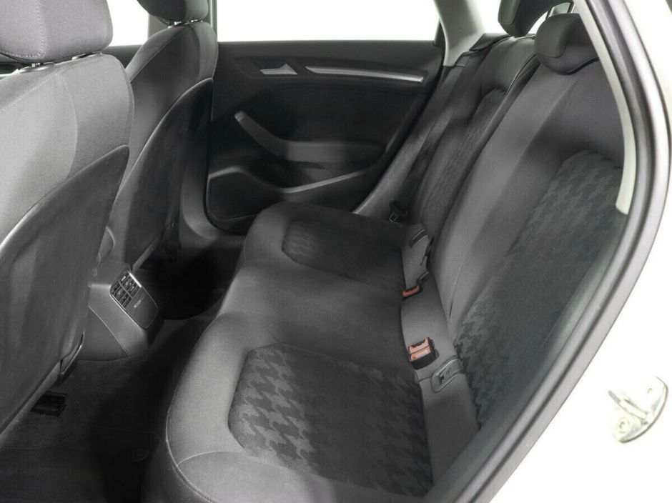 Audi A3 1.2 РКПП, 2014, 114 000 км фото 8