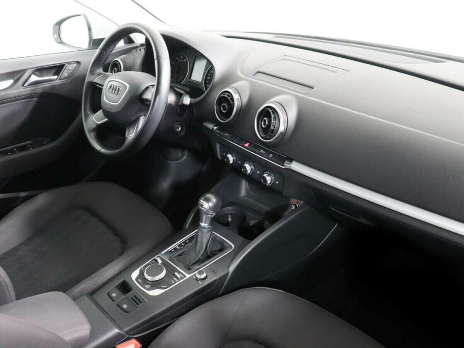 Audi A3 1.4 РКПП, 2015, 106 000 км фото 8