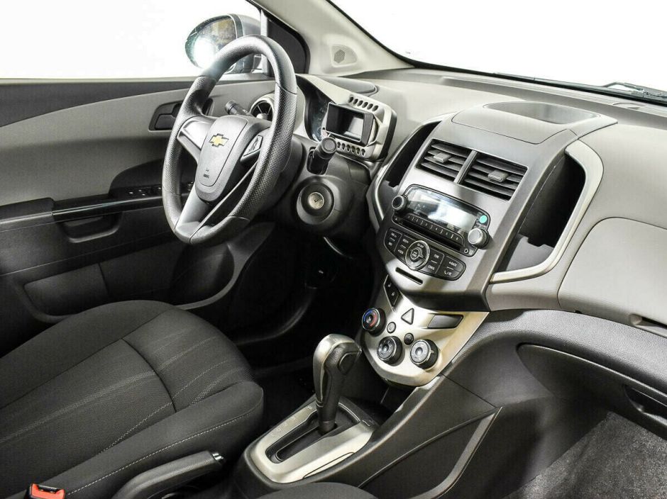 Chevrolet Aveo 1.6 АКПП, 2012, 141 000 км фото 6