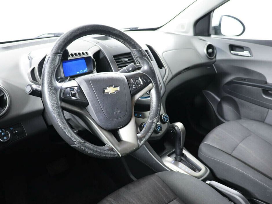 Chevrolet Aveo 1.6 АКПП, 2014, 109 000 км фото 5