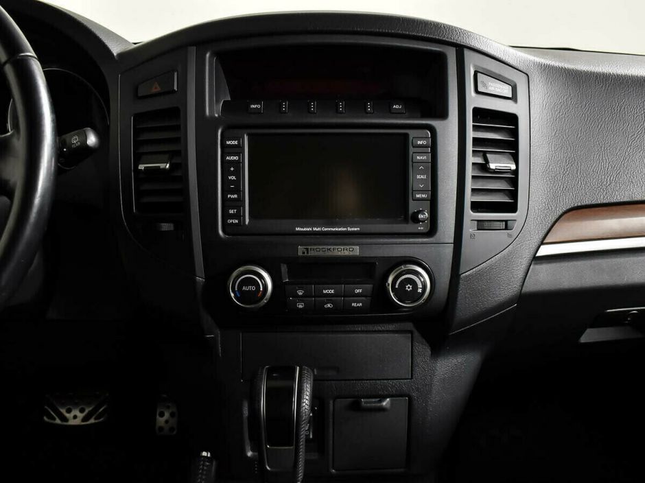 Mitsubishi Pajero 3.8 АКПП, 2007, 197 000 км фото 9