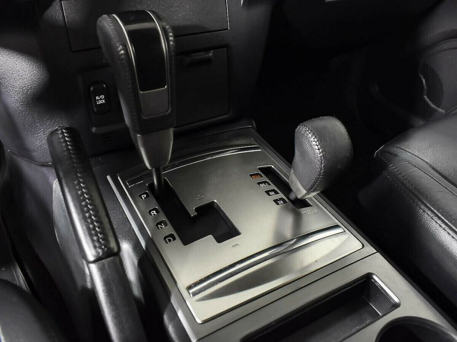 Mitsubishi Pajero 3.0 АКПП, 2010, 159 000 км фото 10