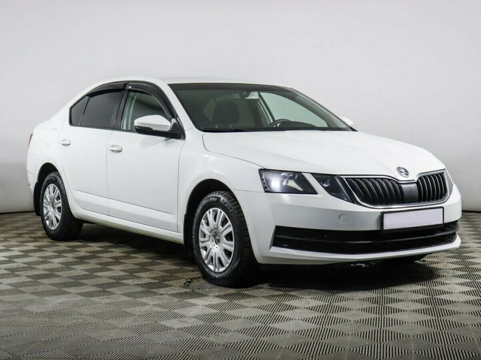 Skoda Octavia 1.6 АКПП, 2019, 62 000 км фото 2