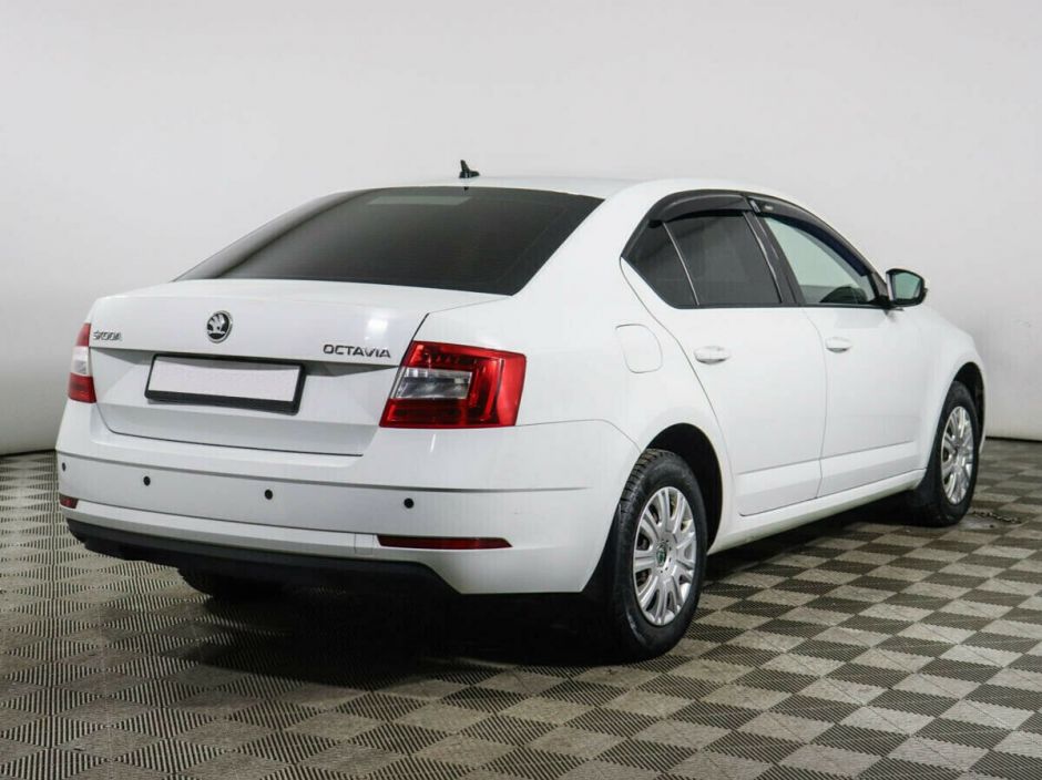 Skoda Octavia 1.6 АКПП, 2019, 62 000 км фото 4