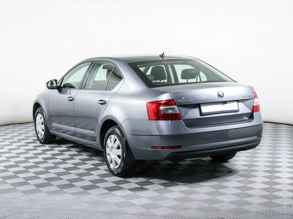 Skoda Octavia 1.6 МКПП, 2017, 82 000 км фото 3