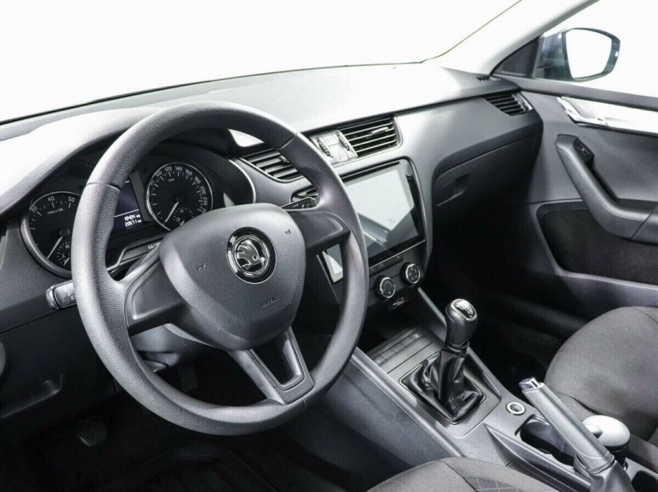 Skoda Octavia 1.6 МКПП, 2017, 82 000 км фото 7