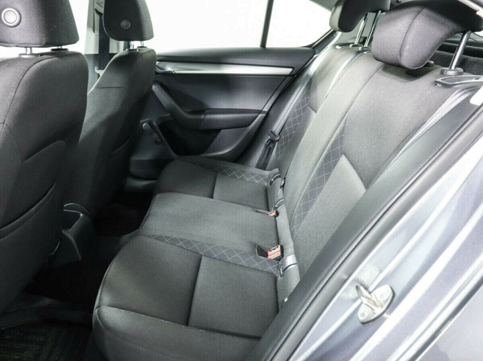 Skoda Octavia 1.6 МКПП, 2017, 82 000 км фото 10
