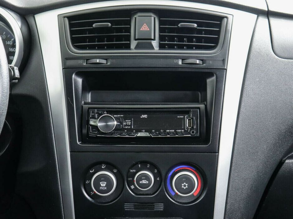 Datsun mi-DO 1.6 АКПП, 2015, 100 000 км фото 8