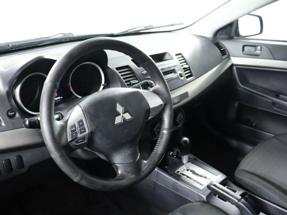 Митсубиси Лансер 1.6 автомат 2012. Руль Лансер х 1.6 автомат. Mitsubishi Lancer 2012 АКПП. Митсубиси Лансер 1.6 автомат 2012 тюнинг.