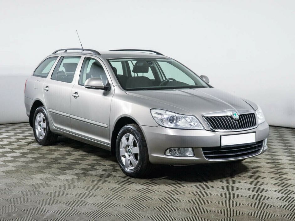 Skoda Octavia 1.6 МКПП, 2010, 170 000 км фото 2