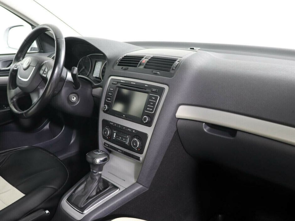 Skoda Octavia 1.8 АКПП, 2012, 138 000 км фото 7