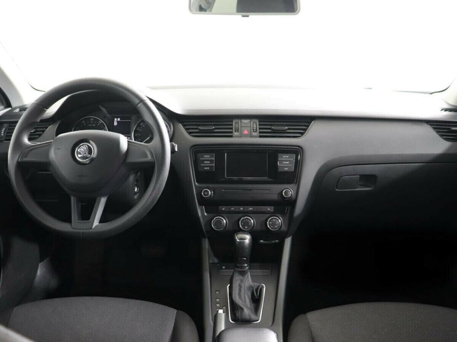 Skoda Octavia 1.6 АКПП, 2016, 98 000 км фото 7