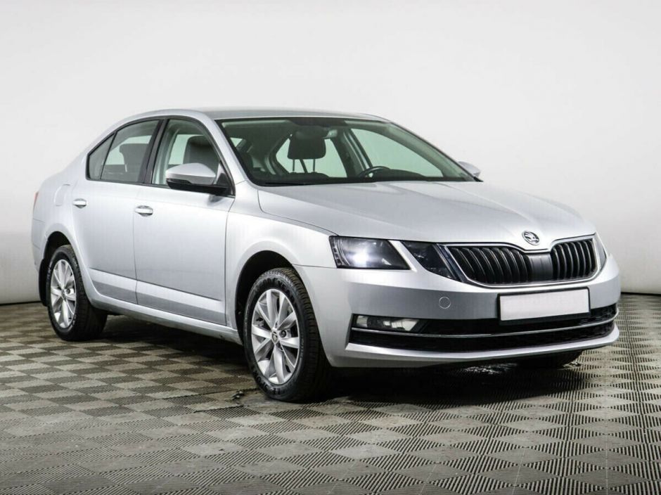 Skoda Octavia 1.5 РКПП, 2017, 76 000 км фото 2