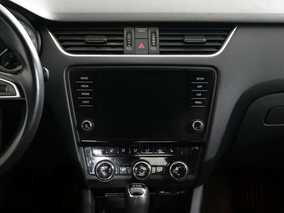 Skoda Octavia 1.5 РКПП, 2017, 76 000 км фото 10