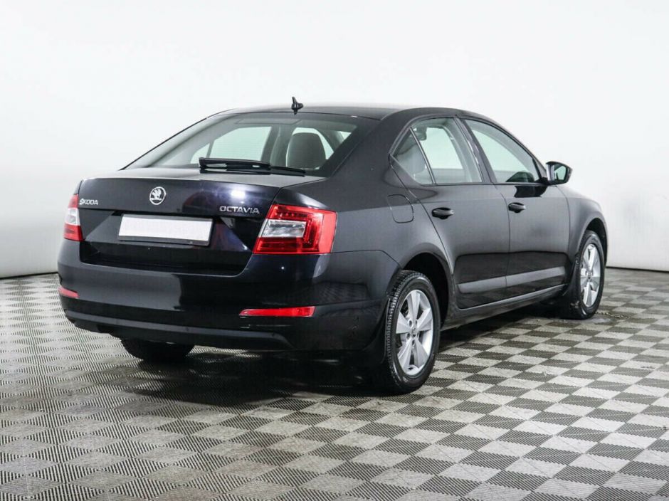 Skoda Octavia 1.5 РКПП, 2017, 74 000 км фото 3