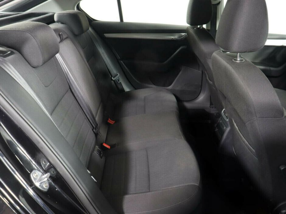 Skoda Octavia 1.5 РКПП, 2017, 74 000 км фото 6