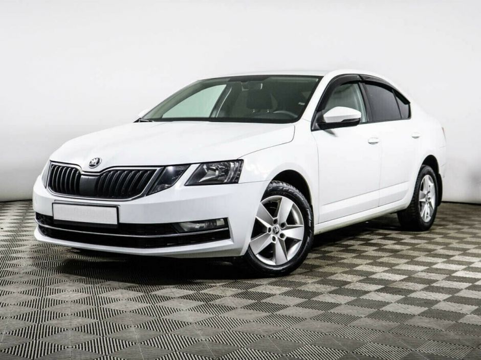 Skoda Octavia 1.5 РКПП, 2018, 73 000 км фото 1
