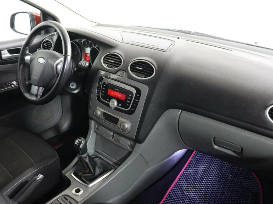 Ford Focus 1.8 МКПП, 2010, 161 000 км фото 7