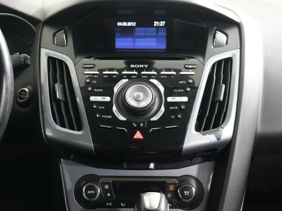 Ford Focus 2.0 РКПП, 2012, 133 000 км фото 7