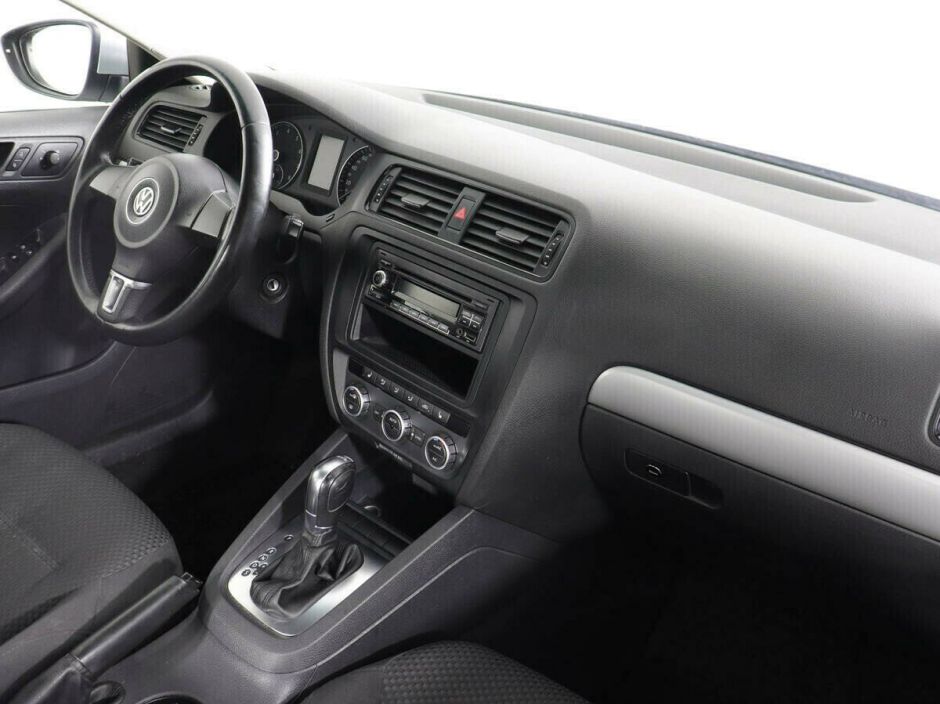 Volkswagen Jetta 1.4 РКПП, 2012, 131 000 км фото 7