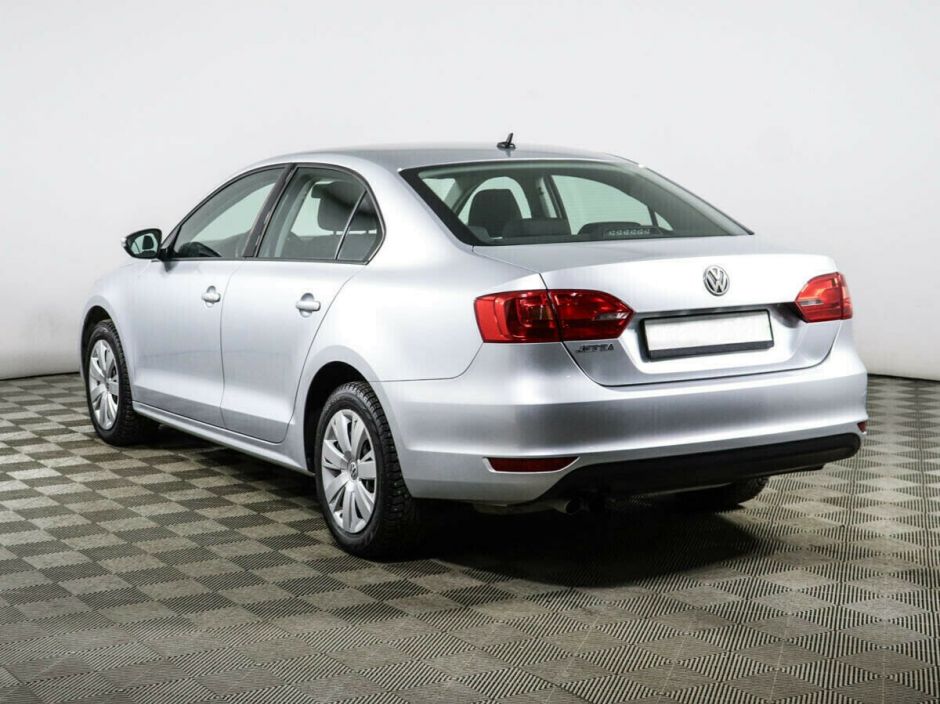 Volkswagen Jetta 1.4 РКПП, 2012, 133 000 км фото 3