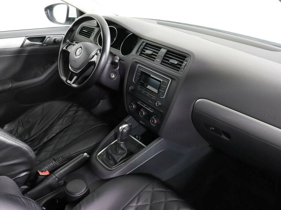 Volkswagen Jetta 1.6 АКПП, 2016, 91 000 км фото 8