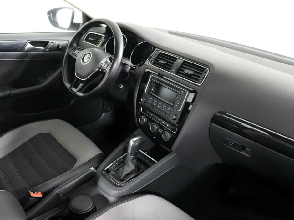 Volkswagen Jetta 1.4 РКПП, 2016, 83 000 км фото 8
