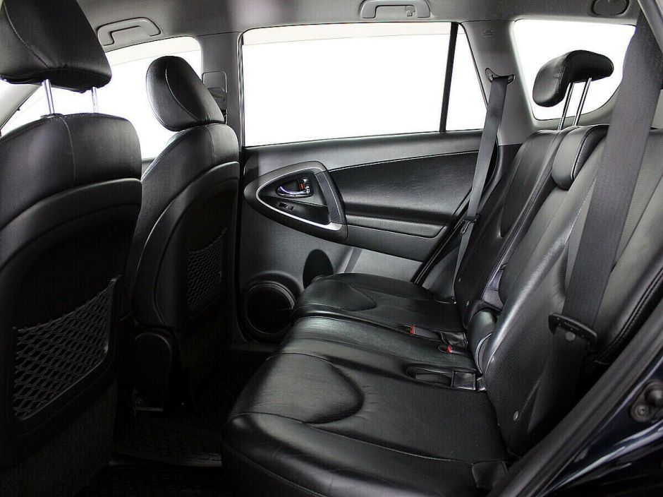 Toyota RAV4 2.5 АКПП, 2012, 144 000 км фото 8