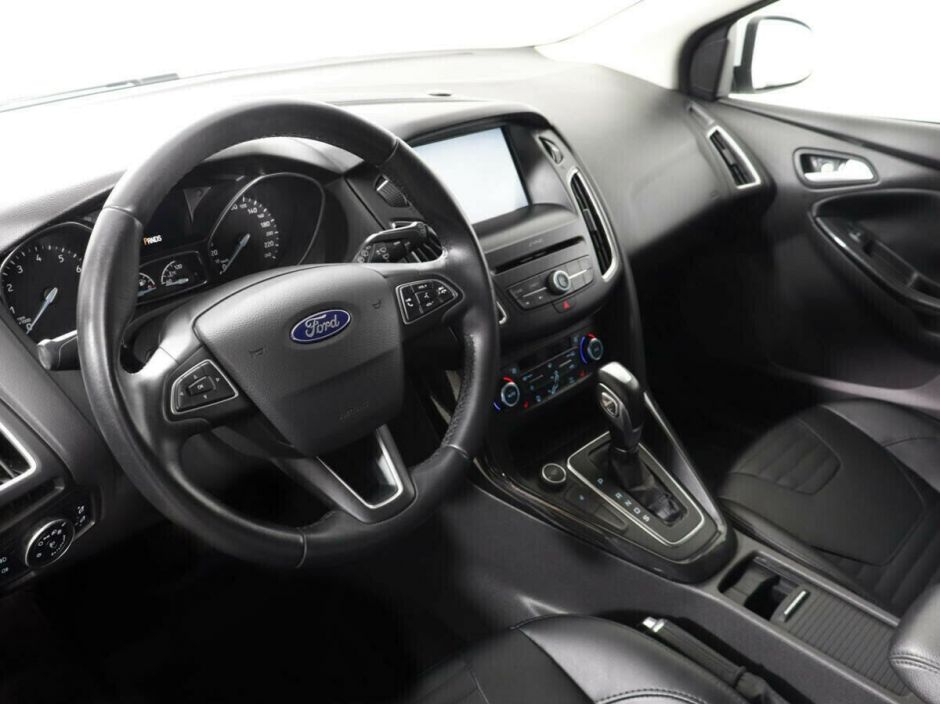 Ford Focus 1.6 РКПП, 2015, 109 000 км фото 7