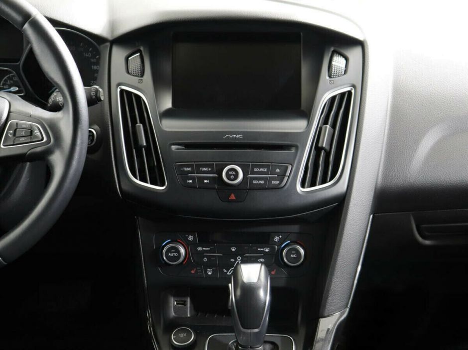 Ford Focus 1.6 РКПП, 2015, 109 000 км фото 9