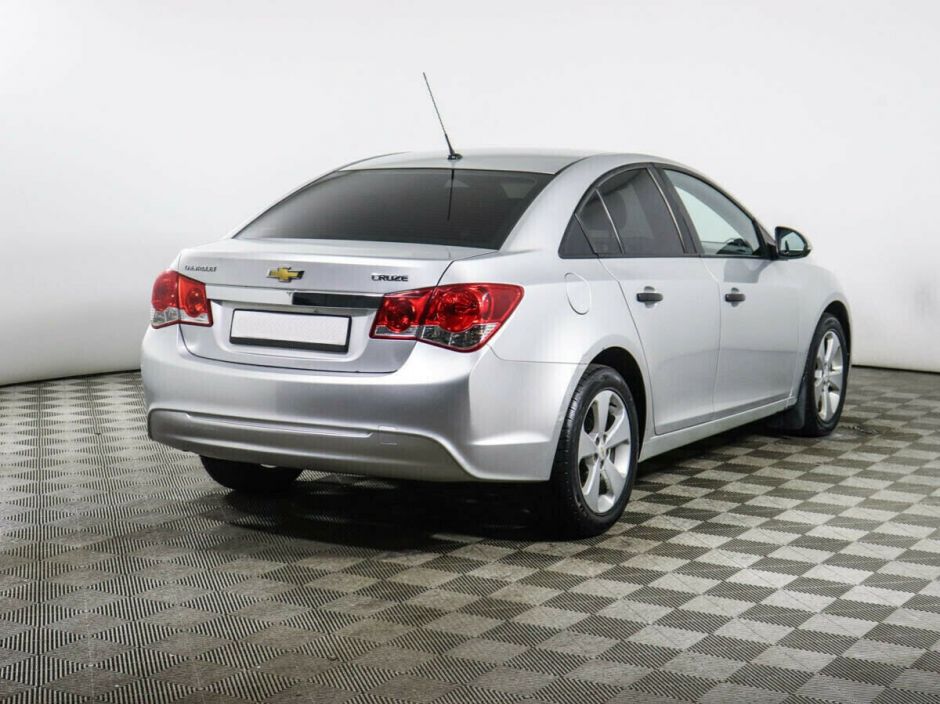 Chevrolet Cruze 1.6 АКПП, 2013, 131 000 км фото 3