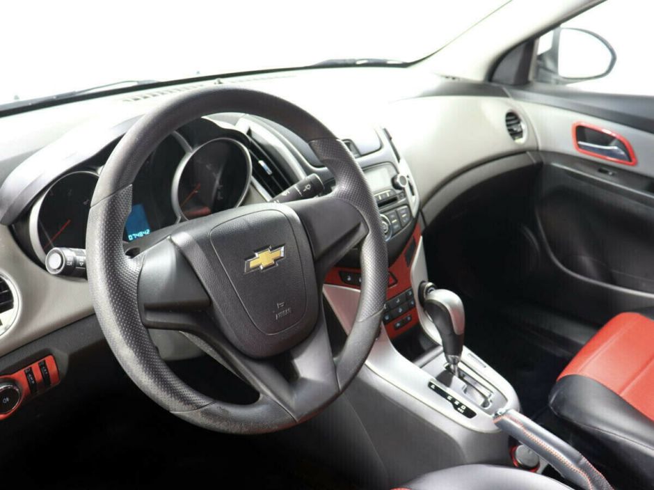 Chevrolet Cruze 1.6 АКПП, 2012, 146 000 км фото 5