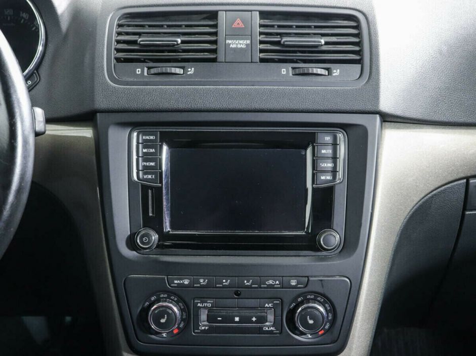 Skoda Yeti 1.8 РКПП, 2014, 119 000 км фото 6