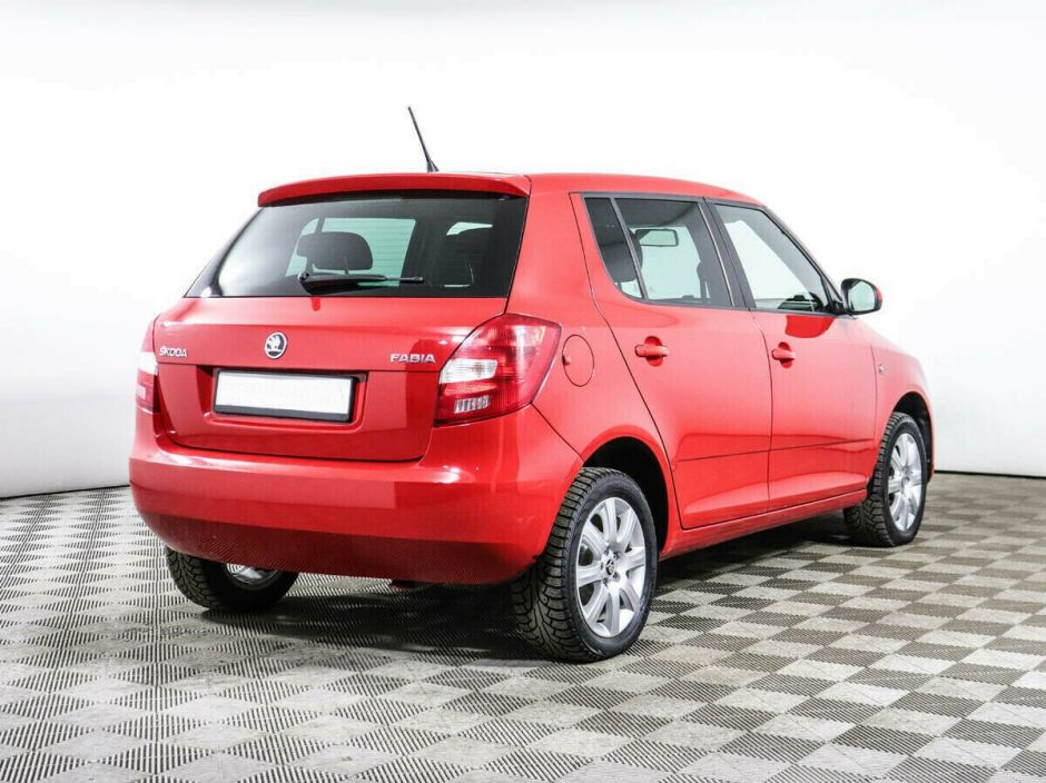 Skoda Fabia 1.2 МКПП, 2014, 119 000 км фото 4