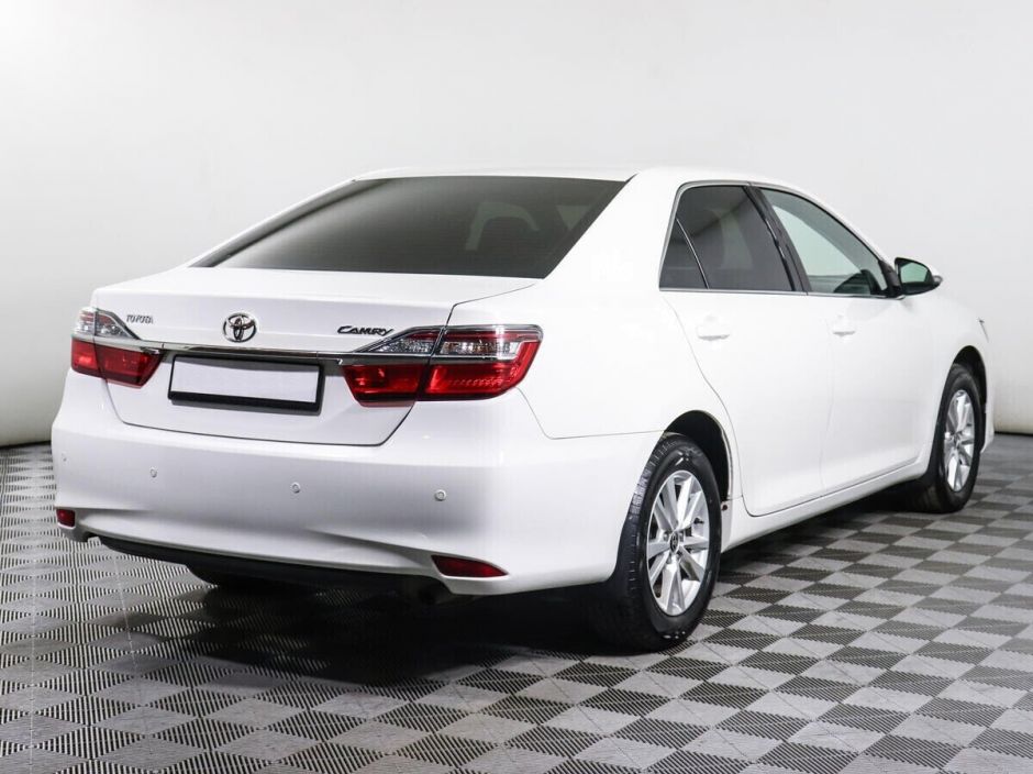 Toyota Camry 2.0 АКПП, 2015, 103 000 км фото 2
