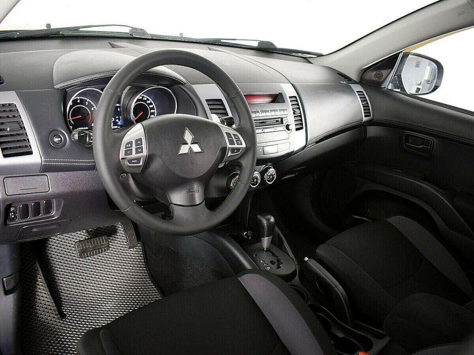 Mitsubishi Outlander 2.0 CVT, 2011, 153 000 км фото 4