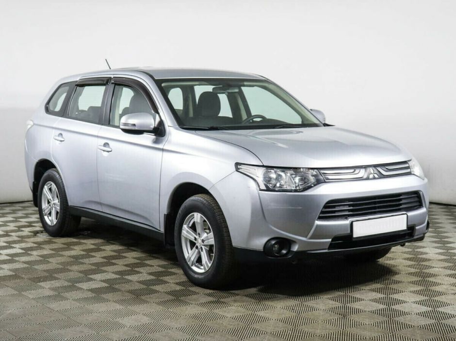 Mitsubishi Outlander 2.0 CVT, 2012, 134 000 км фото 2