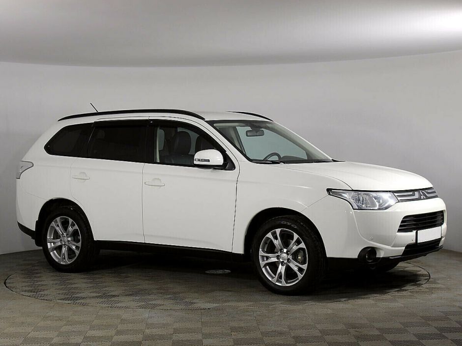 Mitsubishi Outlander 2.4 CVT, 2013, 131 000 км фото 2