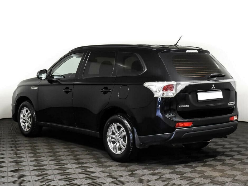 Mitsubishi Outlander 2.0 CVT, 2013, 125 000 км фото 3