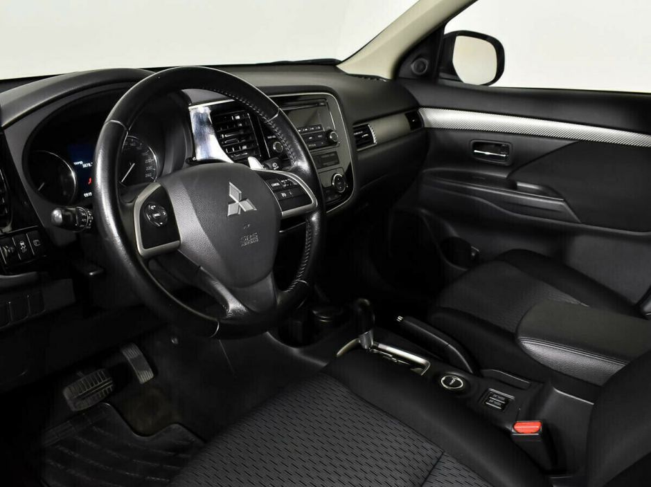 Mitsubishi Outlander 2.0 CVT, 2013, 125 000 км фото 5