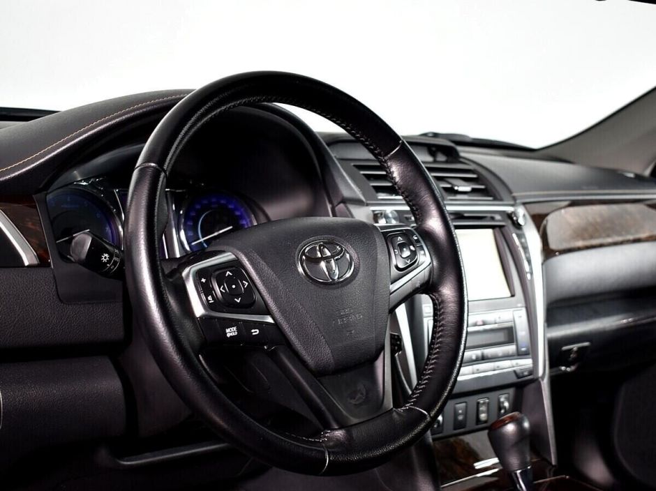 Toyota Camry 2.5 АКПП, 2015, 95 000 км фото 5