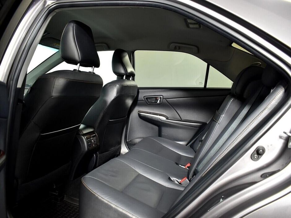 Toyota Camry 2.5 АКПП, 2015, 95 000 км фото 9